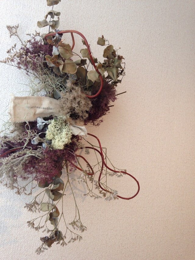 縦と横に飾れる大きなスワッグ