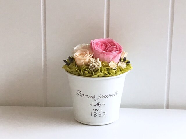 リルリル様オーダー商品 クラシック調フラワーアレンジメント bc3e62dc874858ca9b620a12e128b3