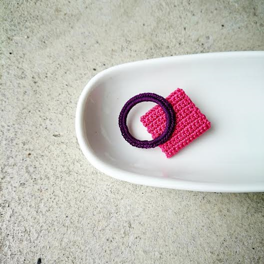 ワ to シカク brooch(ピンク×紫)の画像1枚目