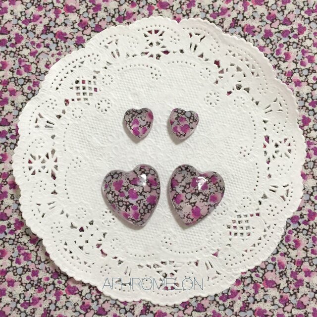 〈イギリス〉リバティイヤリングハートぶどう