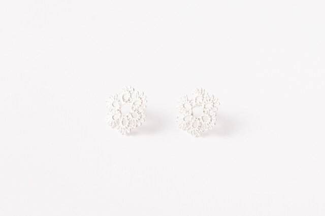 Lace pierced earring Circle silverの画像1枚目