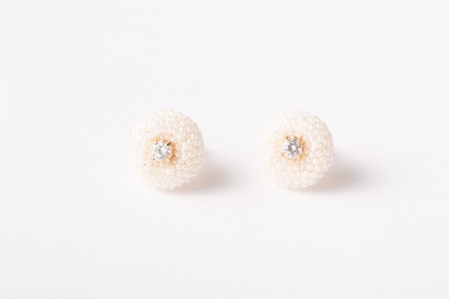 Dragee Earring 01 Whiteの画像1枚目