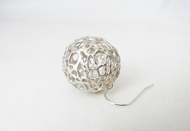 awa pierce1の画像1枚目