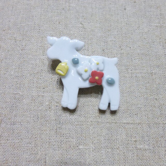 小花こやぎブローチの画像1枚目