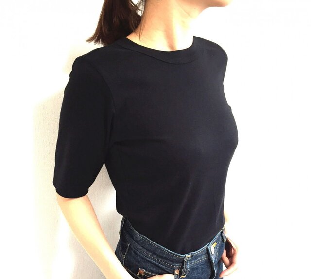 形にこだわった大人の4分袖無地Tシャツ 黒【サイズ展開有】の画像1枚目