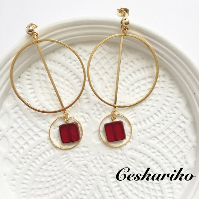 2WAY天体ピアス~RED~の画像1枚目
