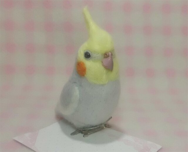 オカメインコ ライトグレー Mini 選べる2タイプ クリップ付ブローチorマグネット 羊毛フェルト Iichi ハンドメイド クラフト作品 手仕事品の通販