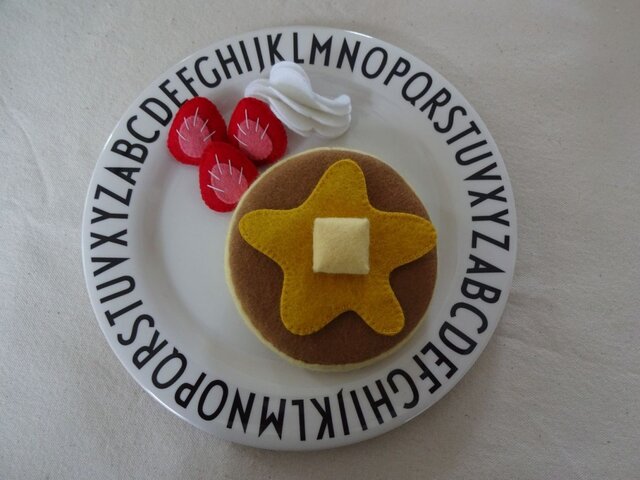 ホットケーキ フルーツ添えの画像1枚目