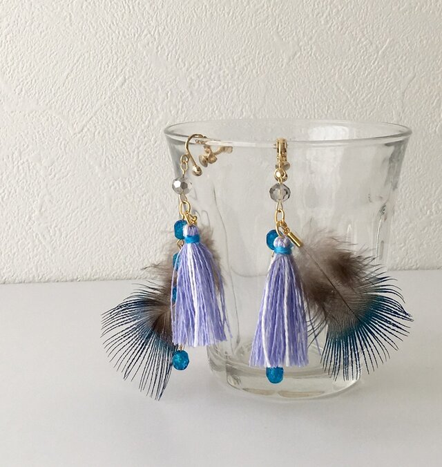 タッセルイヤリング&ピアス "Purple tassels with wings"の画像1枚目