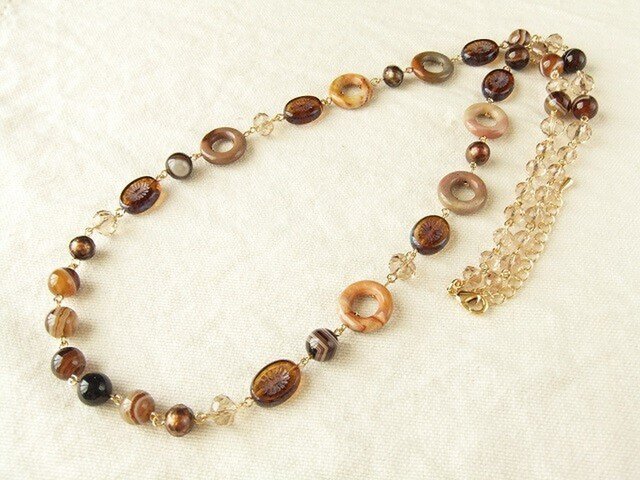 SALE ブラウン系のネックレス(N1075)の画像1枚目