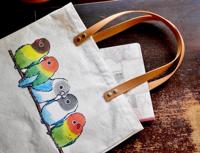 ふんわりボタンインコのトートバッグ | iichi 日々の暮らしを心地よく