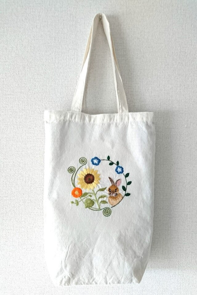 夏のうさぎ*刺繍トートバッグの画像1枚目