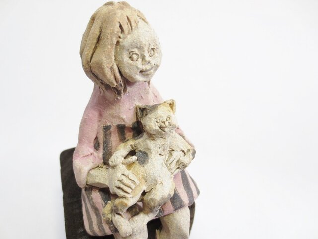 ミケネコだっこ の画像1枚目