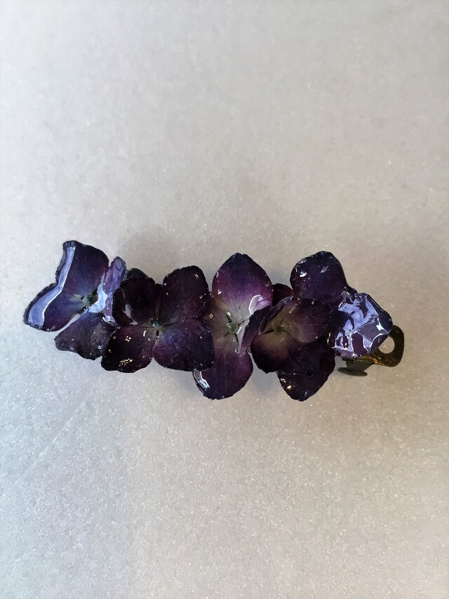 本物のアジサイの花で作ったバレッタ(紫、)No,3の画像1枚目