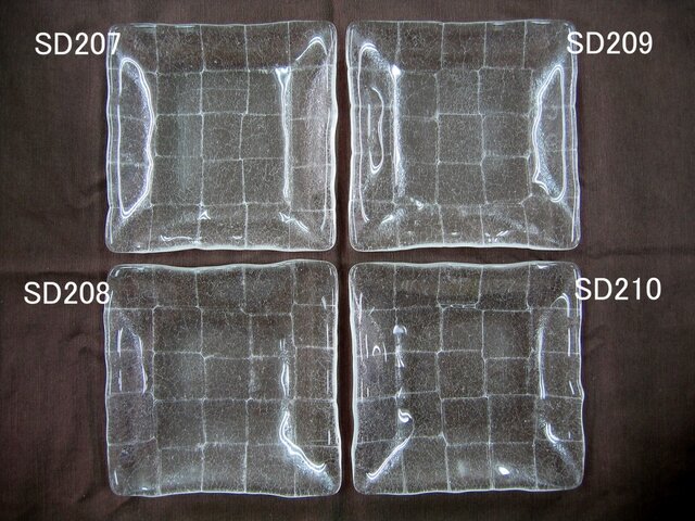 涼しげな複雑模様ガラス小皿5枚の画像1枚目