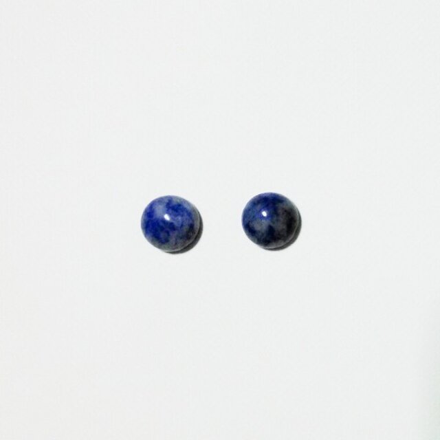 sodalite round pierceの画像1枚目