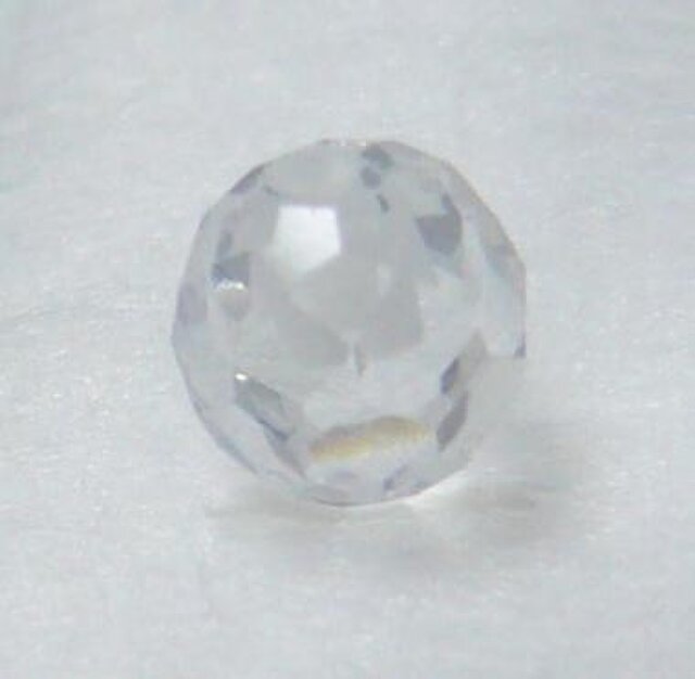 合成石 ホワイト(ミラーボールCZ・片穴)4φ(3個入り)の画像1枚目