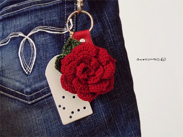 薔薇のキーホルダーの画像1枚目
