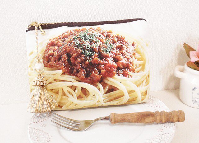 ミートソースパスタポーチ★タッセル付き♪多収納★の画像1枚目