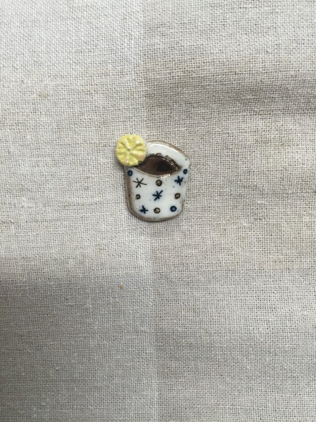 T様ご検討品 レモンティーのブローチ(キラキラ柄)の画像1枚目