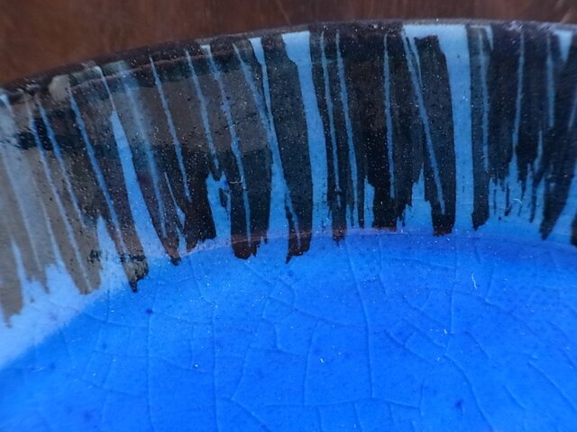 青釉線文楕円皿の画像1枚目