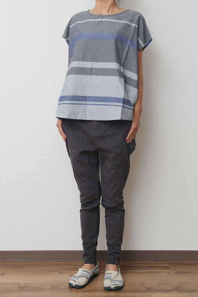 only one suton-T SHORT