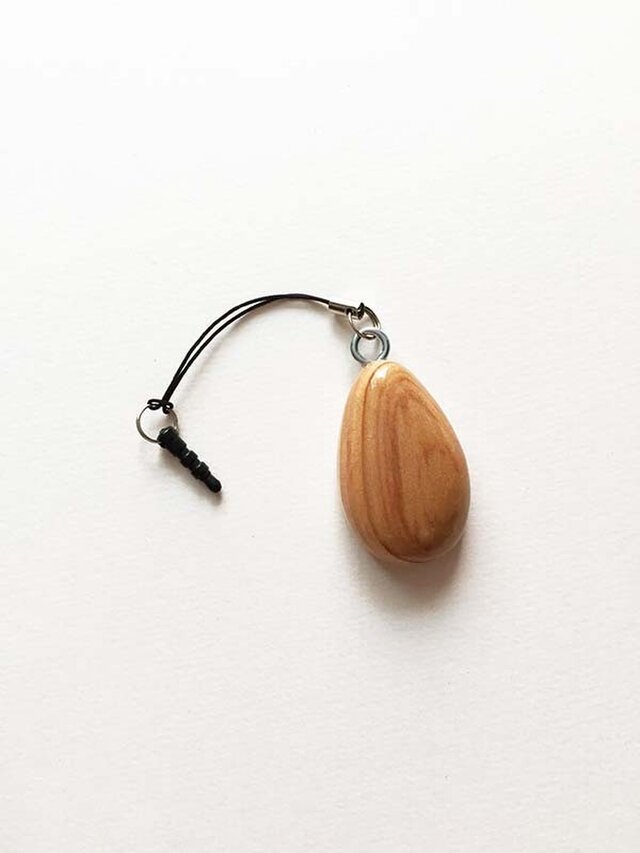 スギの木のストラップ しずく Iichi ハンドメイド クラフト作品 手仕事品の通販