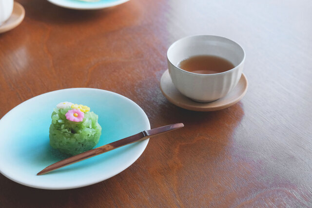 煤竹の菓子切り | 5本セット（箱入り） | iichi 日々の暮らしを