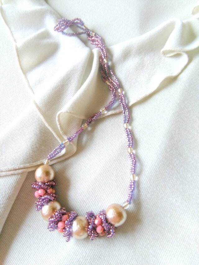ラベンダーカラー　コットンパールネックレス