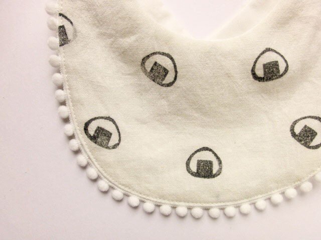 リネンとオーガニックコットンで作ったおにぎりコロコロスタイ | iichi