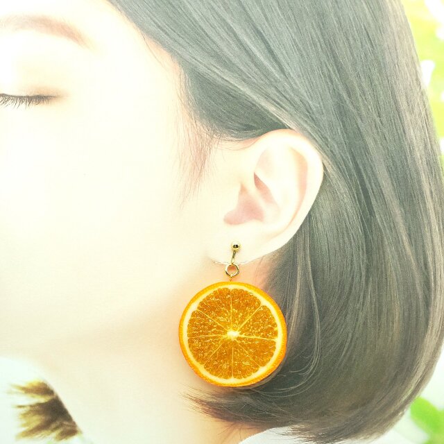 オレンジ（両面細工）大サイズ☆リアルな食品サンプルのフルーツイヤリング