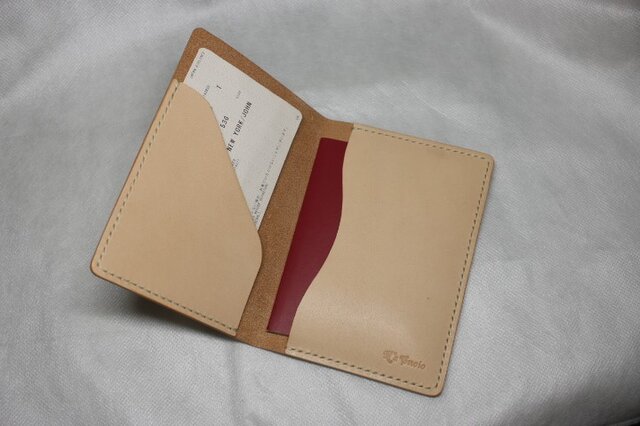 ヌメ革 手縫いのパスポートケース（ナチュラル色） | iichi 日々の