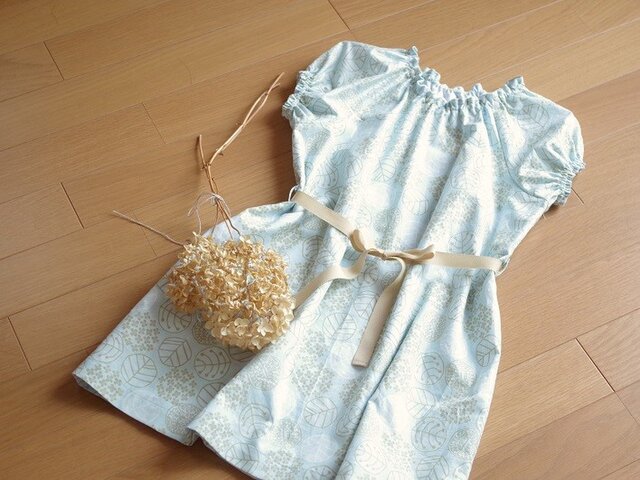 kids 100~130 スモックワンピ ajisaiの画像1枚目