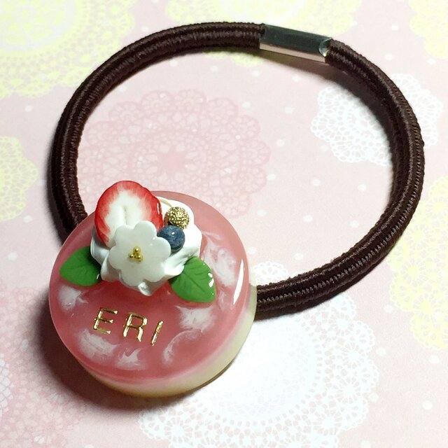 名前入り☆little flower berryゼリーケーキのヘアゴムの画像1枚目