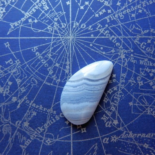 ブルーレース・アゲート　三日月 29ｍｍ / ルース・カボション