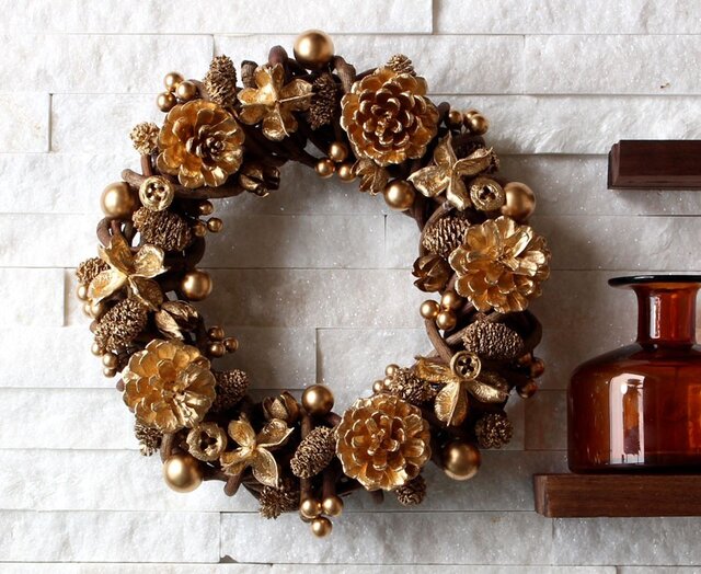 ゴールド・金・松ぼっくり・リース (G01N) クリスマスリース | iichi