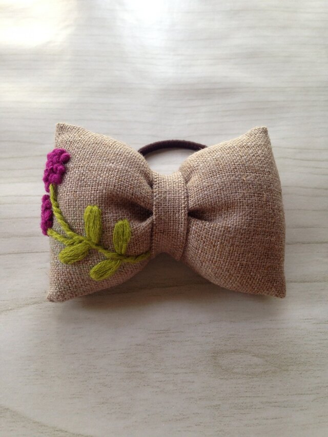 リボンのヘアゴム☆刺繍☆flower purpleの画像1枚目