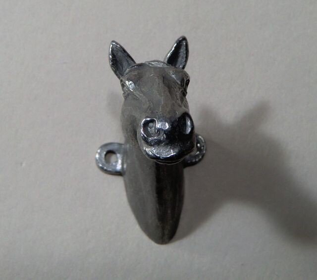 馬のフック（小） | iichi 日々の暮らしを心地よくするハンドメイドや