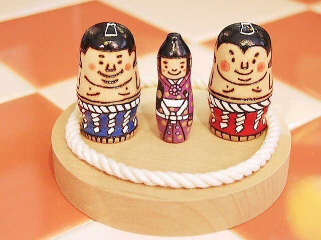 ドスコイ○大相撲○横綱と立行司○こけし | iichi 日々の暮らしを