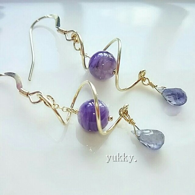 チャロアイト＊アイオライト14kgfワイヤーデザインピアス