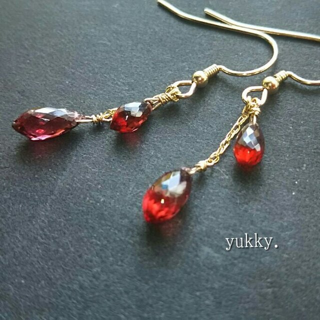 宝石質ガーネットAAA＊(極上カット)マーキス14Kgfピアス(2)