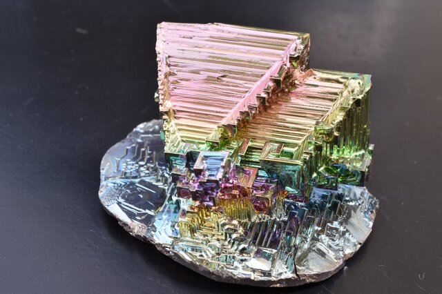 ビスマス結晶オブジェ（小） | iichi 日々の暮らしを心地よくする