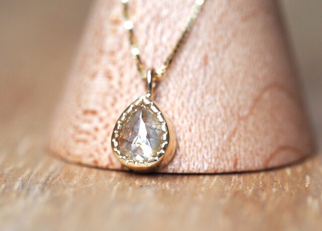 Citrus Mist Drop Diamond Necklaceの画像1枚目