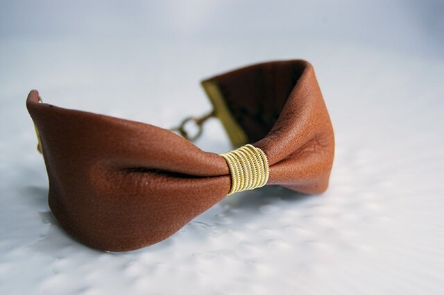 トナカイのRibbon Bracelet キャメルの画像1枚目
