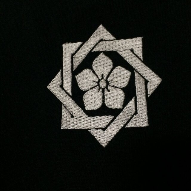 戦国・幕末 家紋Tシャツ(刺繍) 「坂本龍馬」の画像1枚目