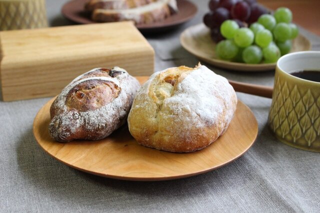 チェリーのお皿（φ185）パン皿 | iichi 日々の暮らしを心地よくする