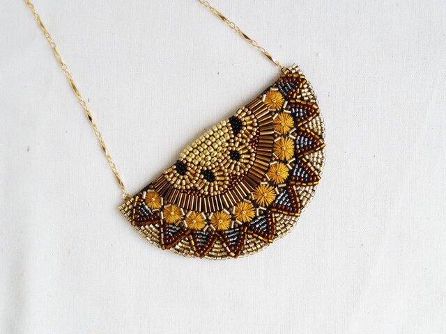 no.187 ハンドメイド✩.*˚アンティークハワイアン♡なアクセサリー✩.*˚ 絵画のようなネックレス | iichi 日々の暮らしを心地よくする