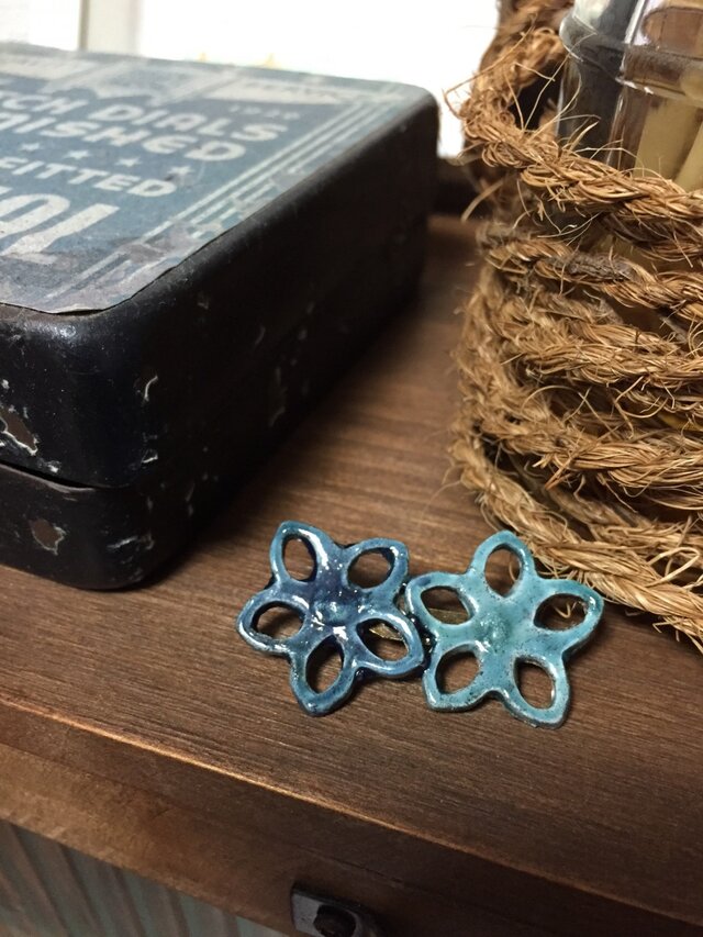 あおいお花✳︎ブローチ