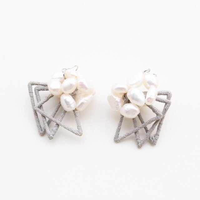 Pearl spiderの画像1枚目