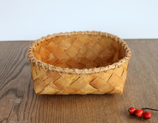 白樺の根かがりパンかごセット | iichi 日々の暮らしを心地よく